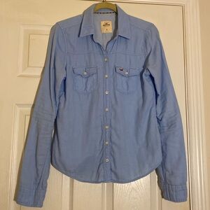 Hollister Women’s  Light Blue Button Down Cotton Shirt Size M